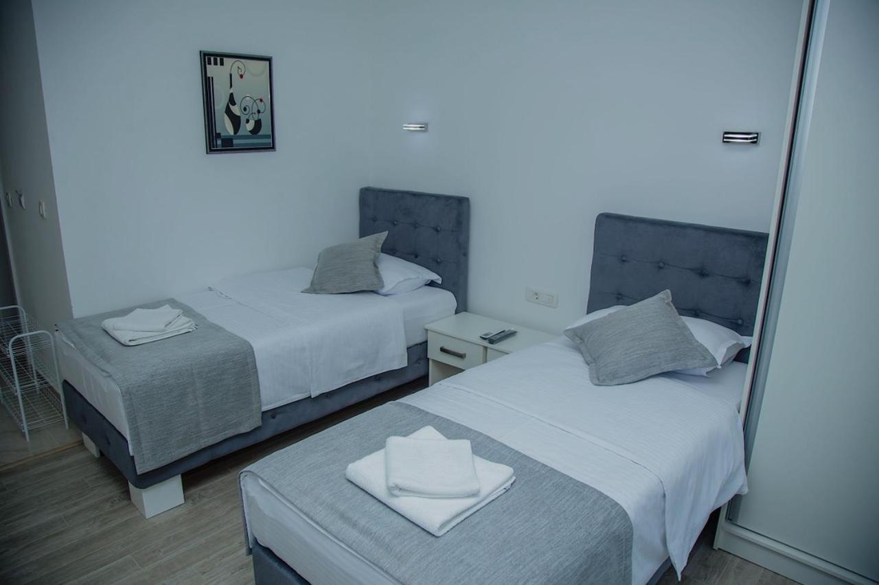 Mark'S Palace Niksic Room photo
